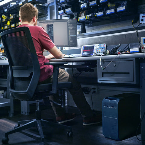 HP Z8 Fury G5 Workstation Wolf Pro Security Edition Intel Xeon W W5-3525 64 GB DDR5-SDRAM Windows 11 Pro Tower